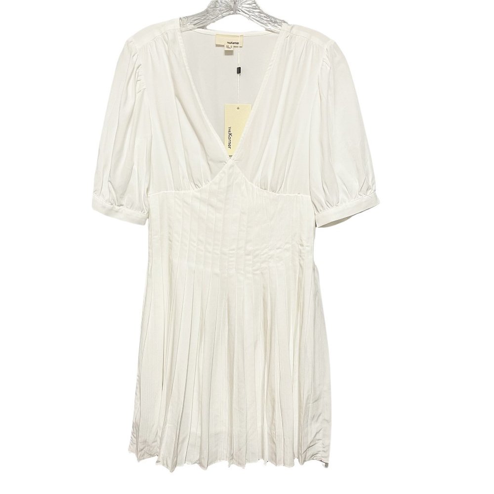 Elegant White Mini Dress